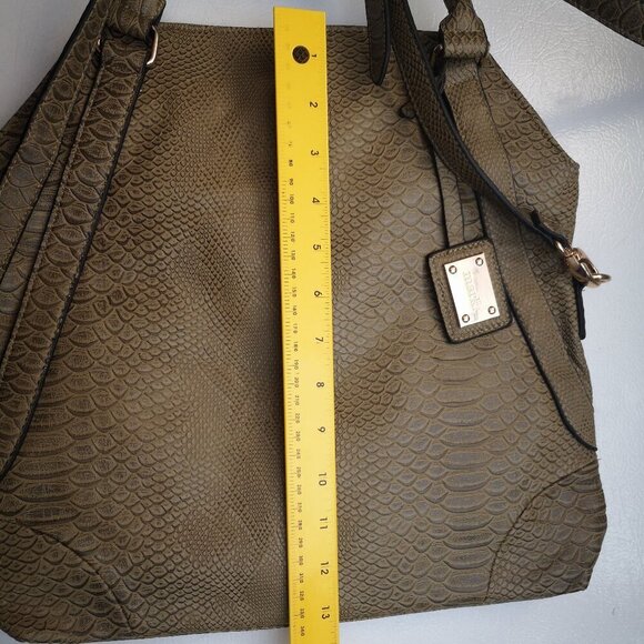 mark. (Avon Product) Sage Green Crocodile Pattern Faux Leather Lined Handbag - Picture 10 of 10